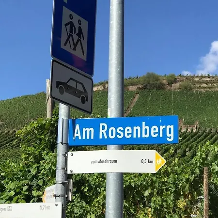 شقة 3-zimmer Haus 85qm Mit Balkon Bis Zu 8 Personen