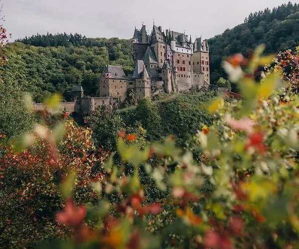 3-zimmer Haus 85qm Mit Balkon Bis Zu 8 Personen * Winningen