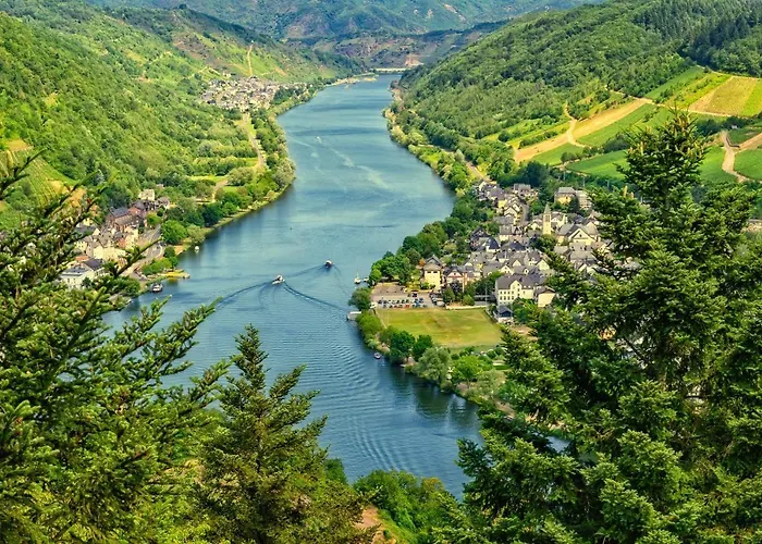 3-zimmer Haus 85qm Mit Balkon Bis Zu 8 Personen Winningen