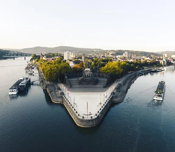 3-zimmer Haus 85qm Mit Balkon Bis Zu 8 Personen Lejlighed